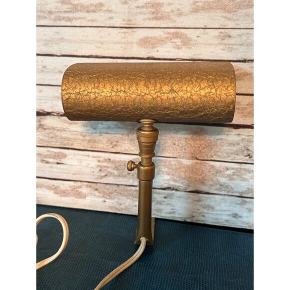 Mid Century Gold Toned Metal Electric Picture Lamp Art Accent Lamp Hollywood Reg - Picture 1 of 5